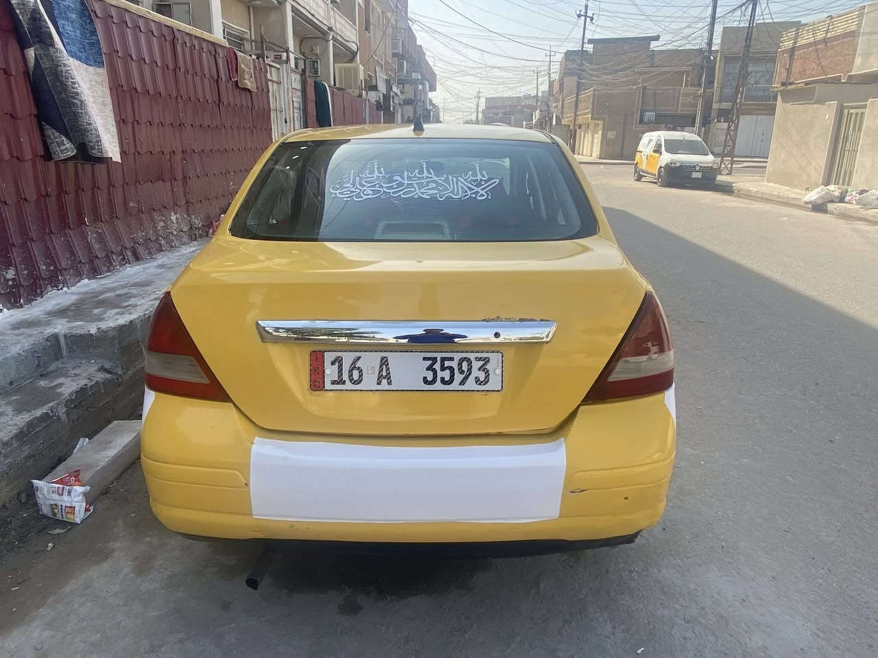 السلام عليكم  نيسان فيرسا ٢٠٠٩ رقم قادسية انكليزي مابيها لاصرف ولاتبخير سياره نضيفه حلوه وصاحبها موجود شرط التحويل بيها ضربه جامرلغ خلفي وشي بسيط بالباب مال السايق 

مكاني الشعب 
***********
سعرها ٤٥ وبيها مجال بسيط
