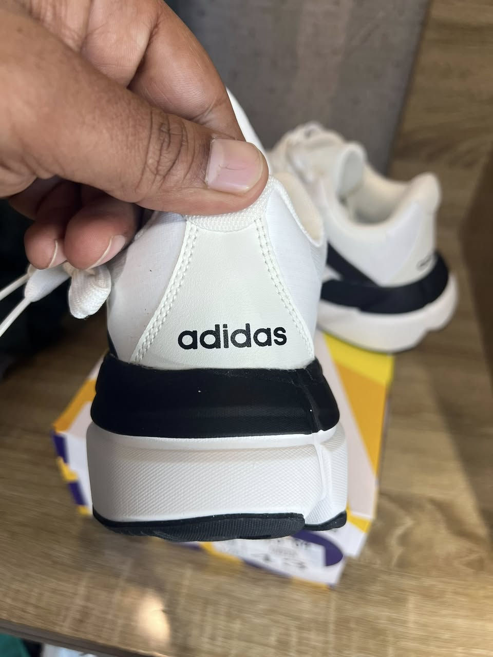 قطعه 25. مخيط خفيف ريشه.  فيتنامي


**إذا كنت صاحب هذا الإعلان وتريد حذفه لأي سبب، رجاءا أرسل رسالة إلى الدعم الفني**