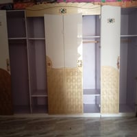 غرفة تركية • تحتاج تصليح • أبواب بحاجة شد