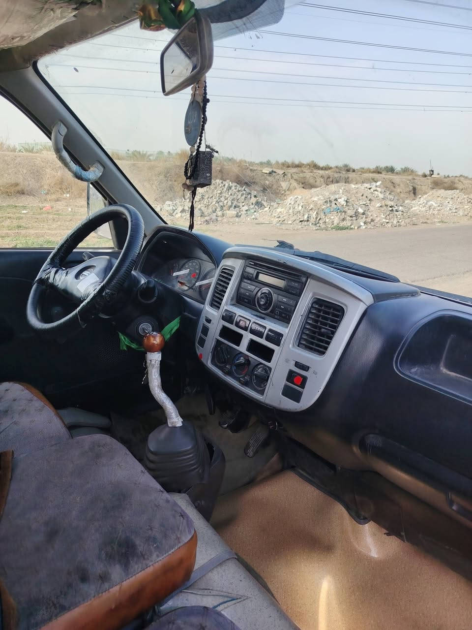 السلام عليكم نيسان يورفان 2010 كير محرك اكسن جديد تخم داير توشمه جديده الاستفسار الاتصال ***********
