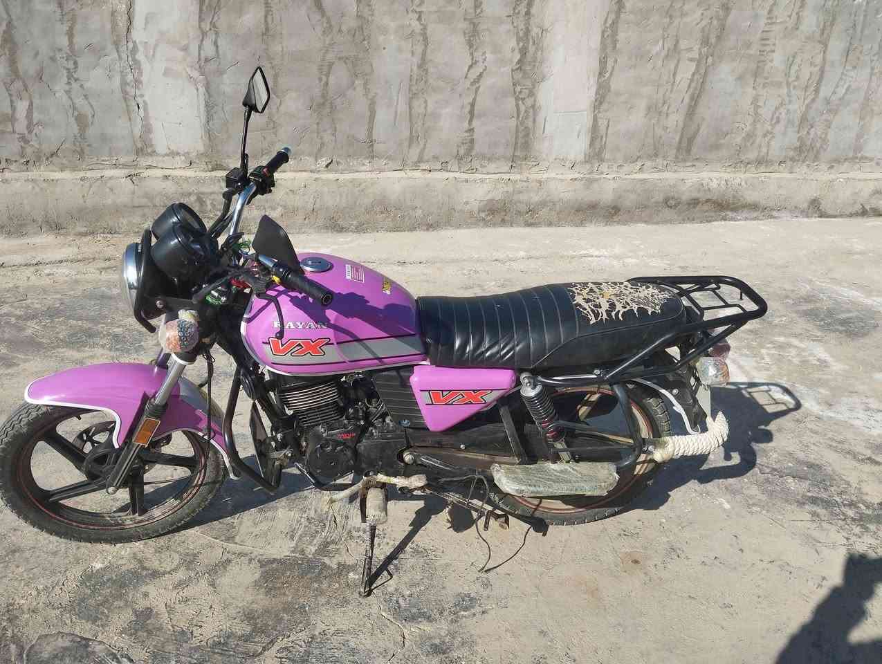 السلام عليكم دراجه للبيع اوراق سكنر موديل 2023 مقفوله كفاله عامه السعر 1,600 وبيها مجل الرقم ***********
