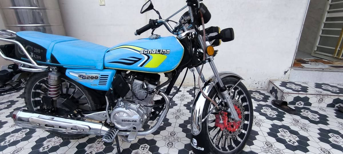 السلام عليكم
دراجه سيڤان 2025 ما مفتوحه ابد للبيع السعر 900 وبيها مجال 
للأستفسار الأتصال على الرقم ***********
