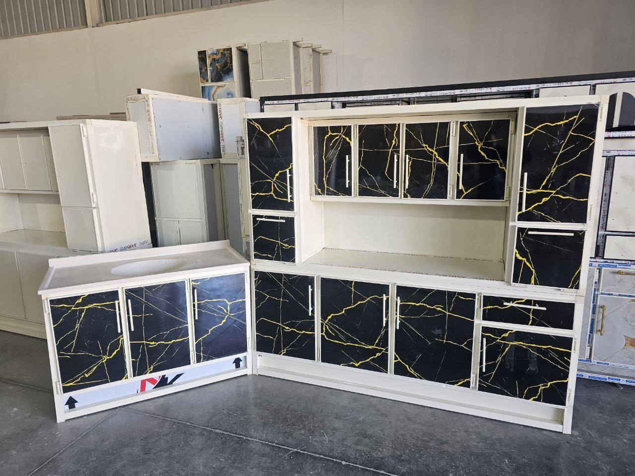 تخفيضات///السعر فقط ب300 الف 
    
#كاونتر مترين  ارضي وملحق ديكور حجل ثابت  مع سنك (متر و20 )مرمر 

سقف الارضي مبطن MDF

#الاستلام على. الفحص

خدمة توصيل كافة المحافظات 

مركز مناطق  بغداد مجانا التوصيل 

#للمزيد من الاستفسار والحجز مراسلة الصفحة


**إذا كنت صاحب هذا الإعلان وتريد حذفه لأي سبب، رجاءا أرسل رسالة إلى الدعم الفني**