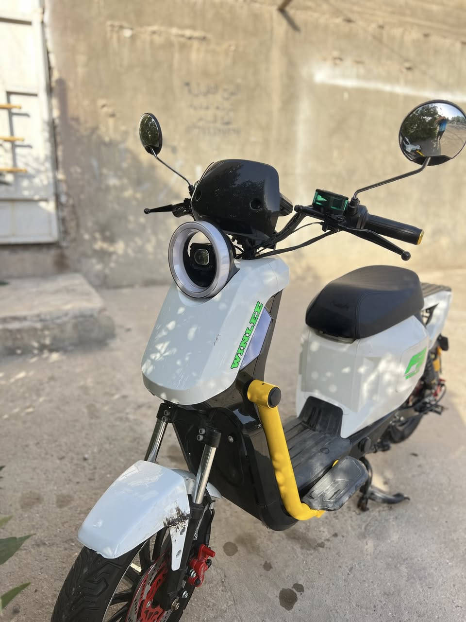 سلام عليكم دراجه شحن
نوع F3 سرعه 110 

بطاريات ٥ كبار ٢٠٢٦

نواقص بصيطه

 لاستفسار ***********

السعر ٤٧٠ مكاني بغداد حي العامل
