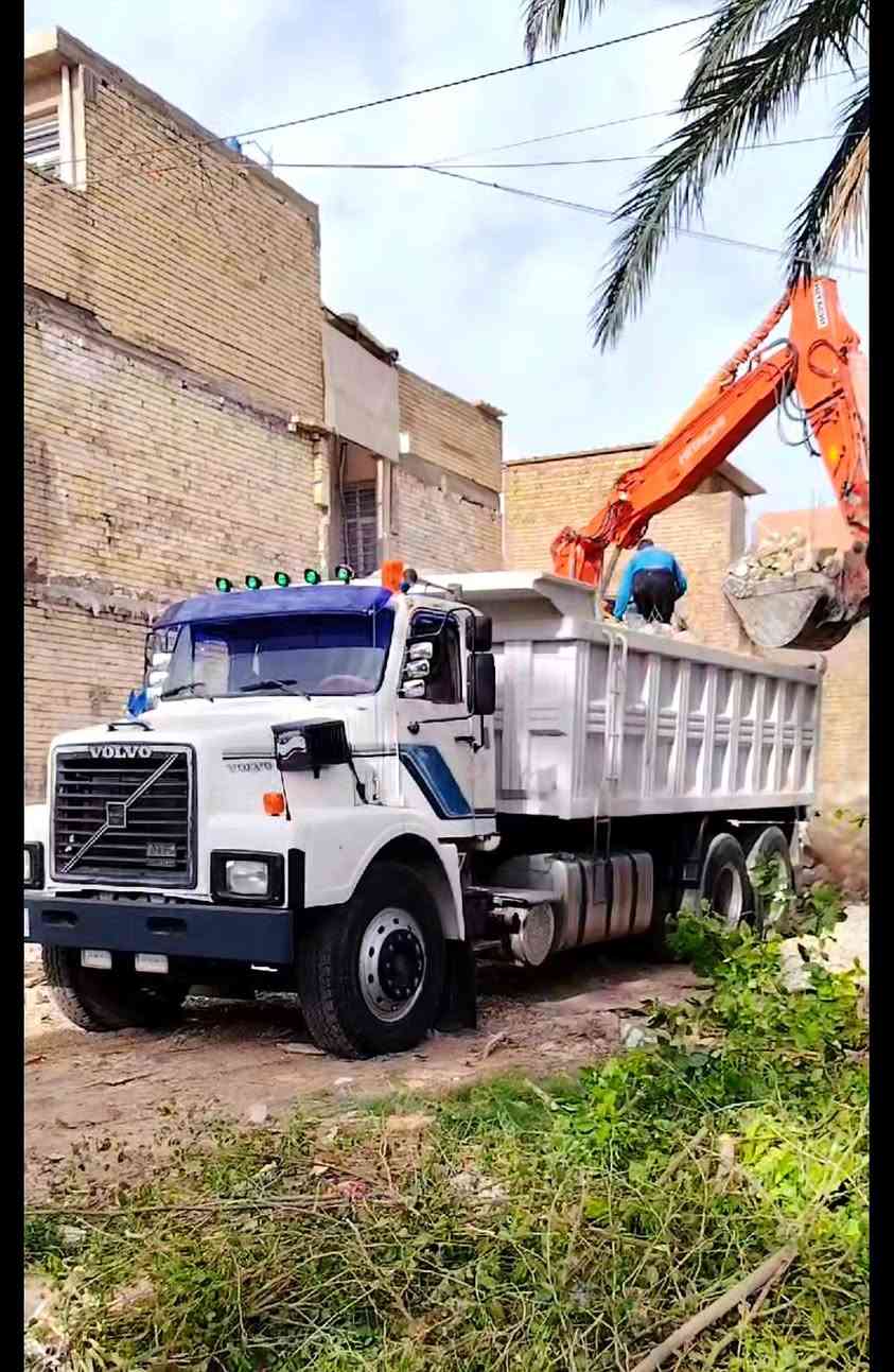 للبيع !! 

فالفو موديل ٨٦ بلادي

مكينه F12

كير 4×4 فقستين 

مجموعه النكي

رقم تحويل ثاني يوم

                           ***********
