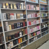 أهلاً وسهلاً بالجميع محل الورد للعطور يوفر لكم كل ما هو جديد و متميز ف...