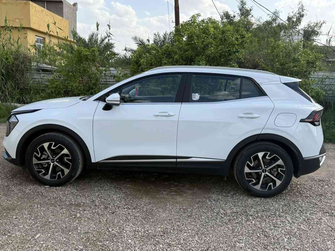 السلام عليكم
كيا سبورتج2025  

بصمة تشغيل 

بصمة ابواب 

تشغيل عن بعد

مري شفط 

سايد بريك دكمه 

رادار جانبي 

رادار خلي + كامره 

تحكم ستيرن + شفتات بالستيرن 

3 انظمة قيادة سبورت نورمل عادي 

تبريد قطعتين 

تبريد منفصل 

مانع انزلاق 

اوتو هولد 

ماشيهالسياره 29الف

السعر 223 

مكان السياره بغداد جسر ديالى  ( ***********  )      ( *********** )
