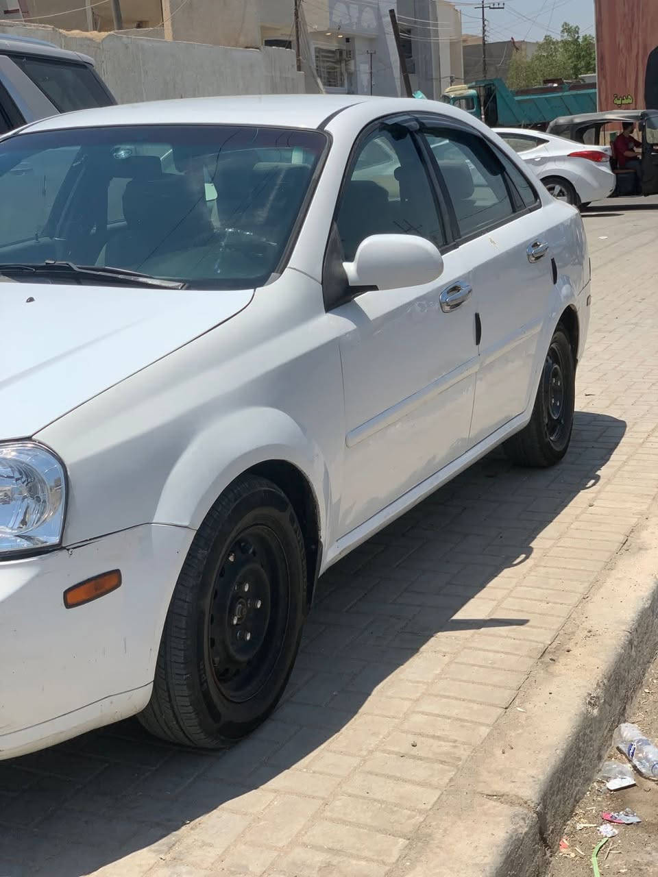 سلام وعليكم اوبترا سوزوكي امريكي ***********وتساب وتصال
رقم بغداد بسمي تحويل مباشر هزه جديده
محرك وكير خير من الله 1600
تبريد ثلج ❄️ الضهر بليل 
كهربائيات كلشي شغال وجديد
تخم تاير جديد باتري جديد 
دواخل على وضع الشركه 

مابيها اي تصليح خياسات لا هلال ولاغير شي 
شواصي السياره من جوه كله جديد 
جنطه كلش نضيفه 
حادثها جاملغ وبنيد 
صدر امامي تعبان 
صدر خلفي نضيف 
فيتبم تعبان بس صافيه 
السعر 60 وبيها مجال
