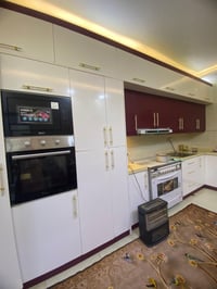 كاونتر مطبخ درجه اولى مع ملحقات للبيع للاتصال 07704975765