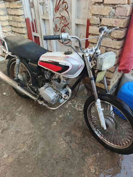 نامه للبيع مكاني سوق الشيوخ كلك كلك كلك مفتوحه الدراجه محرك خير من الله السعر 300 وبيها مجال للاستفسار ***********
