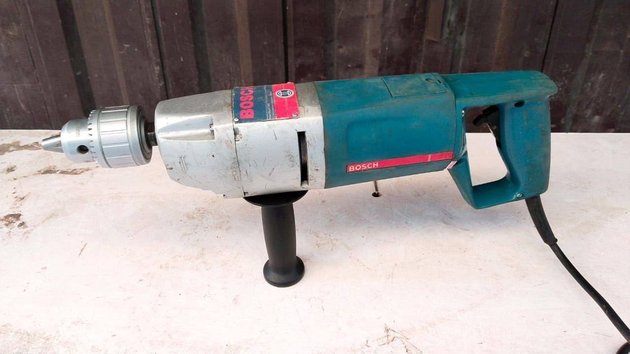 عرض لفترة محدودة لغاية يوم الاحد 3/22 السعر 130 الف مع التوصيل فقط دريل بوش صناعي طوبة 16 ملم استيراد مؤسسة الماني اصلي مستعمل نظيف ارميجر وفحمات بلادي شرط الفحص وضمان يوجد توصيل كل محافظات العراق للتواصل ***********
