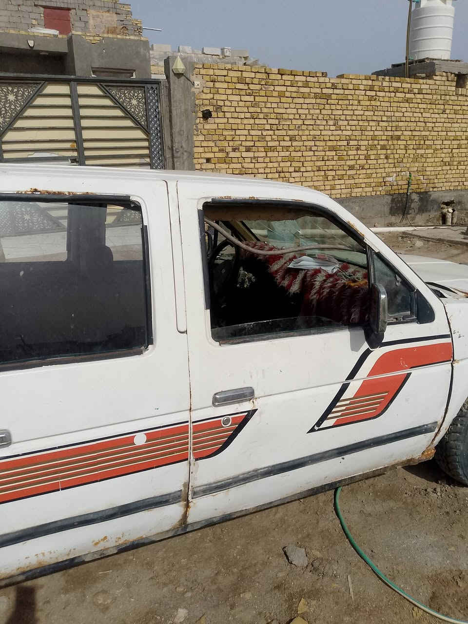 نيسان موديل 86 سياره بسمي سياره كايمه واكفه ابيع كوم حديد سكراب سنويه تنتهي بل29 اركرر سياره كوم حديد سكراب رقمي***********
