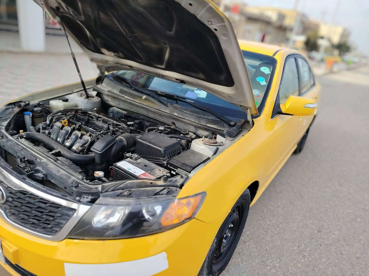 اوبتيما تكسي للبيع   بيها كصه رقم وسنويه مطابق وكاله بأسم المشتري سياره كارتون وشغل مرتب 
السعر 49 وبيها مجال قليل 
العنوان الناصريه ***********
