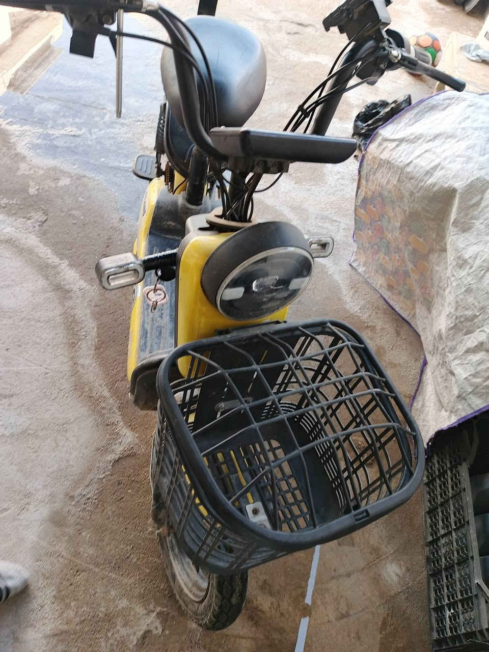 السلام عليكم عندي درجه شحن للبيع السعر 250وبيها مجال


**إذا كنت صاحب هذا الإعلان وتريد حذفه لأي سبب، رجاءا أرسل رسالة إلى الدعم الفني**