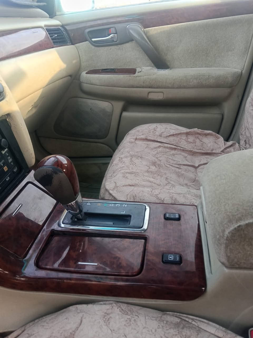 تويوتا  كراون رصاصي 2002رقم بصره بسمي شرط مداور محرك فيفيتي مكفوله كص ونقل الجثه والعيب الشرعي

‭0784 366 6173‬
130ورقه
