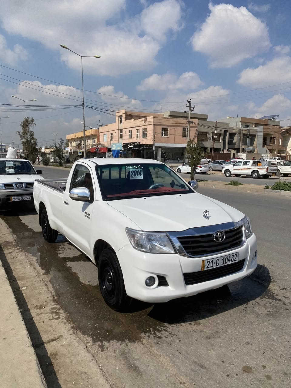 مەرزیە مۆدیل 2014شەریکەی جیهان بۆ فرۆشتن گیڕو مەکینەو ئەکسلو تەبریت بەشەرت مەکینە تازە تەئمیرە ڕەقەمو سەنەوی تازەیە تا 2029پیشو دوای تازە دام گرتوە  هەرزەی تازەیە پەڵە پەڵە بۆیاغی هەیە بە حیزام دەی فرۆشم نمونە لە جوانیوە خاوێنی ماڵی خۆمە ماعرەج نیە شوێن هەولێر 
***********
تکایە جوابی کۆمێنت نادەمەوە مشتەریت تیل بکە
