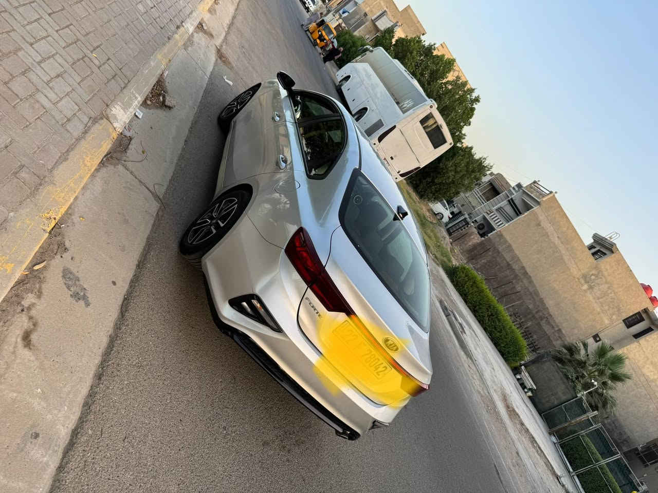 سلام عليكم للبيع كيا فورتي موديل 2020
رقم اربيل باسمي تحويل ثاني يوم حادثه باب وجاملغ صفحة السايق 
السعر 127$ 
مكاني بغداد السيديه
***********
