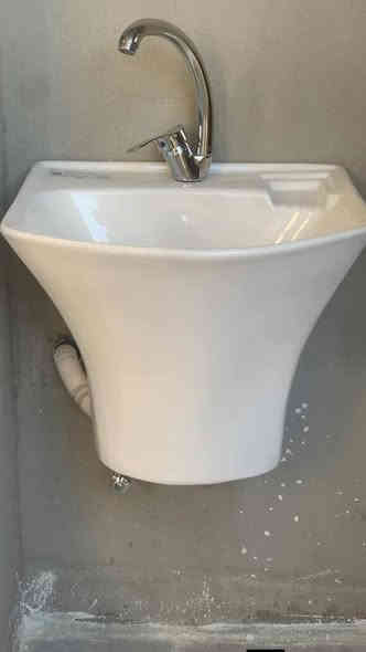 شغلي في كركوك جامعه كركوك
تاسيس صحيات شد ماطور +مقعد غربي +كيزر
+خلطات + مغاسل  تاسيس صحيات عام عنواني 
كركوك حي بدر ***********
