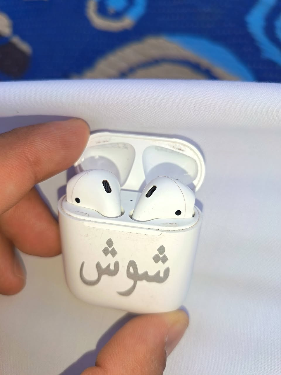 من رخصت صاحب الكروب سماعات ابل اصليات جايت من الكويت الي يريدهن يراسلني ***********
