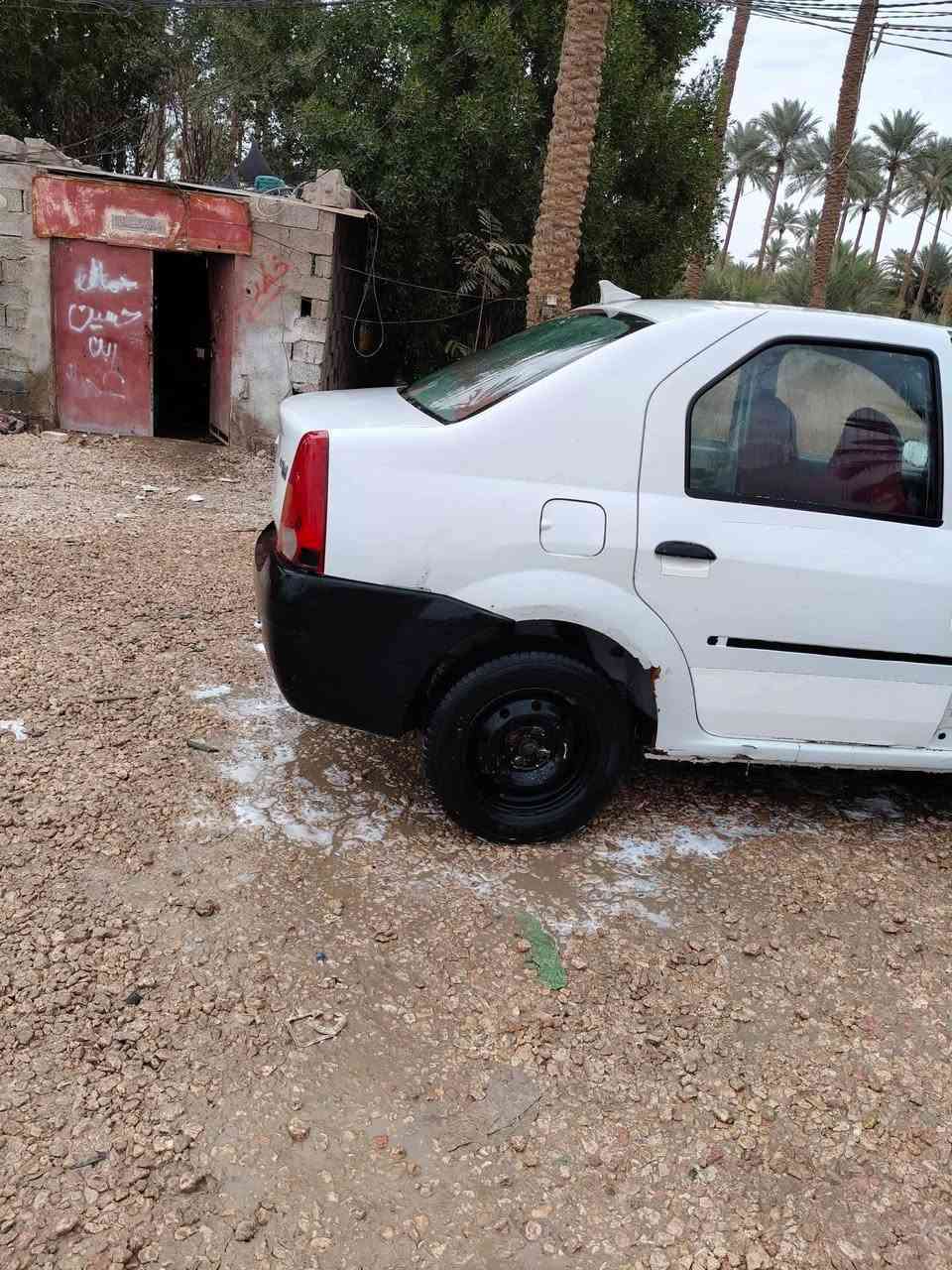 السلام عليكم  بسبب الوعود الكاذبه رينو لوكان 
موديل 10رقم سماوه انگليزي سنويه لل 30   مداور جاهز 

تخم تاير كهربائيات كلها شغاله  محرك بيه خيط بخار   المكان الديوانية الشامية السعر 33 وبيه مجال  رقم وامراوس حسب القناعه ***********
