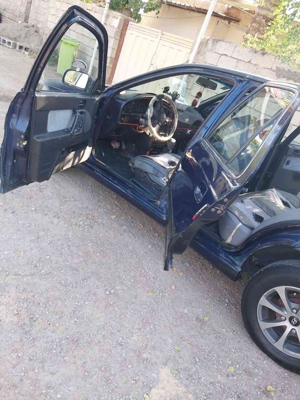 سلام عليكم النتره دمعه مديل ٩٣ نضيفه كلش كير اوتو محرك مسكر لا صرف لا بخار مسجل شاشا سماعات دمام تخم تاير جديد تتفئه نارر  التبريد كله شغال بس هواء حار اعتقد نقص غار لايتات كهربائيات كامله من الدعاميه لدعاميه بسمي رقم بغداد تحويل مباشر عليهة غرامات تنزل من فلوس السياره سعر ٣٥ وبيهة مجال بسيط ***********
