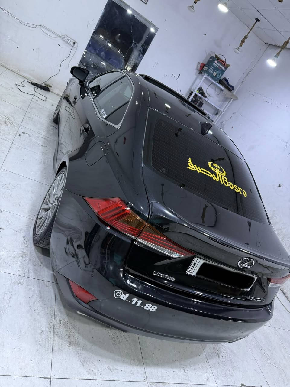 لكزز ٢٠١٧ فول مواصفات للاخير لمتد جاهزه من كل النواحي حادثها فقط بنيد بدون ايرباك جاملغ سرقه اي ضرر داخلي مابيها جميع الايرباكات سليمه كير مكينه حداده تبريد تخم تاير كهربائيات كلهن تمام والحمد لله مكينه ٢٠٠٠الفين تيربو  رقم اربيل الجديد بيع او مراوس السعر ب١٨٥$ وبيها شي قليل السياره جديده وحلوه احلى من الصور بيع او مراوس مكان السياره بصره استفسار ***********
رجاءا اذا تشوف السعر غالي اعبر المنشور لاتقيس بالمهجومات وحادث قويه سياره كلها بلاد وجديده
