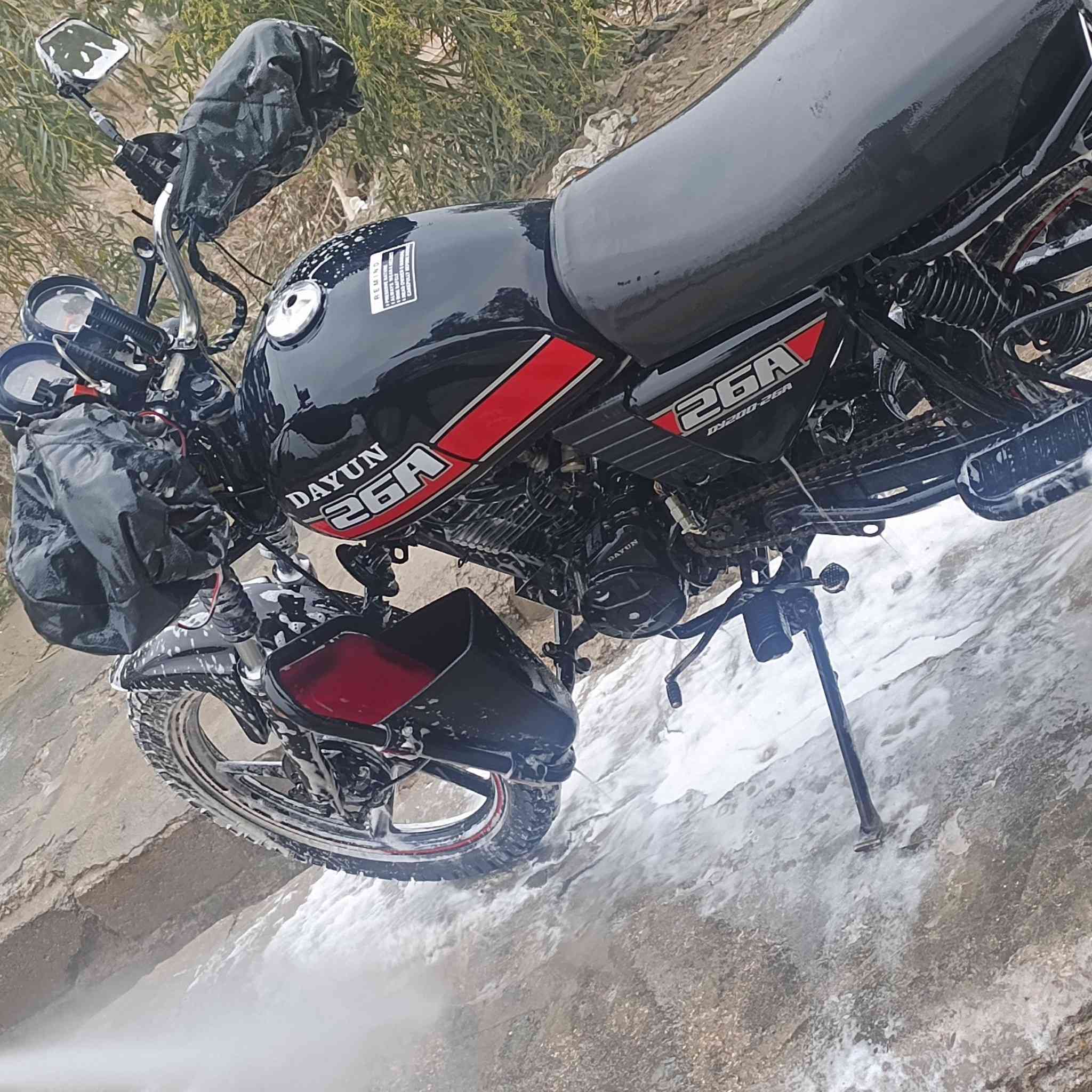 سلام عليكم
دايون نفخ.                          موديل 2021
تعمير كله جديد.               كلك ومكفوله اني اكفلها
محرك تجفيت وكاله كله وكاله بحيث تشغل دراجه متسمع صوت لمحرك مشتغل لو طافي ونشاطه وخير من الله ومابيها نقص نهائيا دراجه كامله مكمله لكهربائيات كلها كامله
دراجه بيع ب 800 واذا مراوس ب دايون وانطي فرق حتلو هم كلك بس موديل احدث 
*********** بابل حصوه او مسيب او سكندريه
