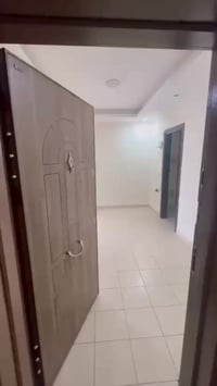 المربع الذهبي • ١٥٠م • ٣ غرف