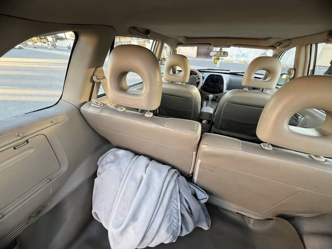 السلام عليكم
تيكو للبيع موديل 12 ماشيه 32 الف 

مكفوله من الصبغ والبارد كفاله عامه ا

السيارة مضمومه تايرات الشركه بعدها سبير مانازل جاهزه تبريد 

ثلج محرك 200 كير كهرباء 

رقم الانبار 

موجوده بالرمادي 

السعر 100 

للاتصال ***********
