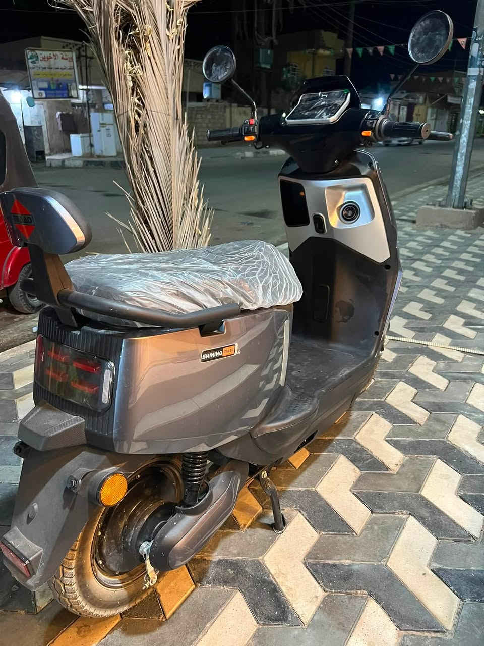 دراجه شحن للبيع زيرو. صارلهة ٣ ايام من ماخذهة سعرهة ٧٠٠ وبيهة مجال  مستعجل عله بيعتهة مكاني ديالى قرب صيطره الغالبيه ***********
