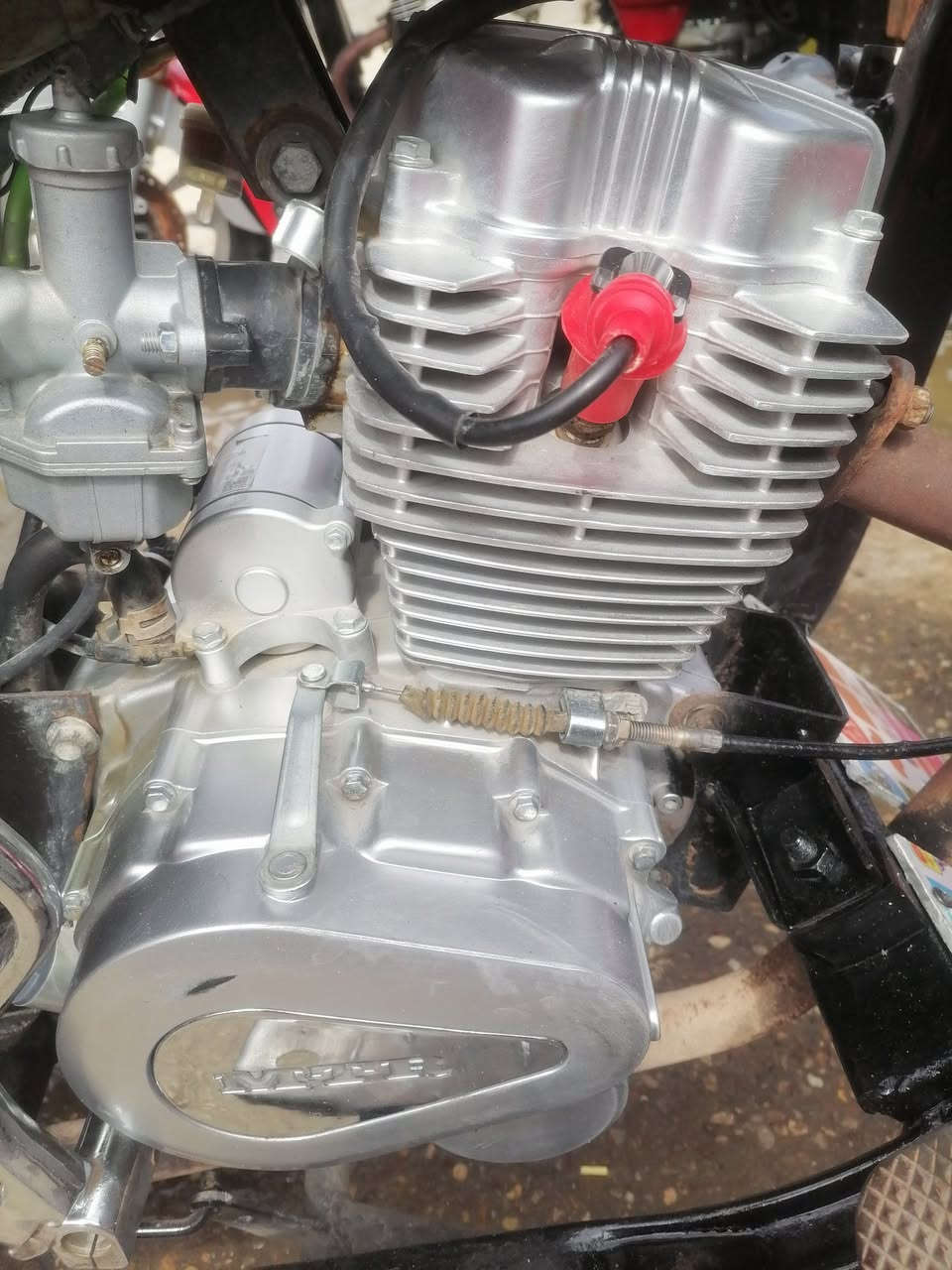 سلام عليكم ستوته للبيع اومراوس أوراق بسمي ٢٠١٧ تعمير ٢٦ شاصي مكفول العنوان مشخاب ***********
