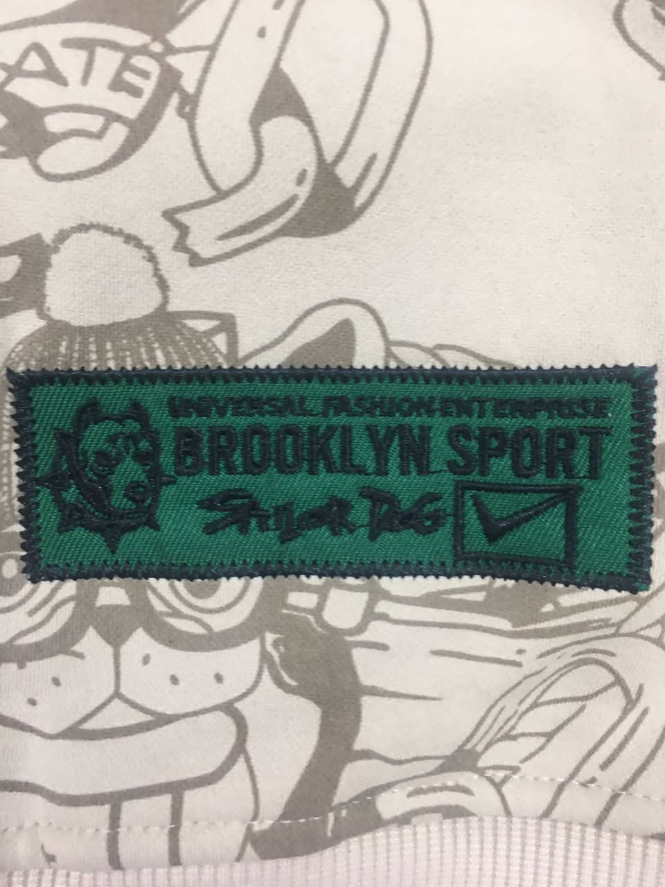 قطعه مختلفه
سويتر اصلي
غير مستخدم
خامه قطن 
داخل فروه ناعمه 
قطعه كلش روعه 
موديل هاف 
قياس --XLXL --
العنوان بغداد الجديده 
للحجز على الخاص واتساب ***********
يتوفر توصيل من شمال الي جنوب العراق
