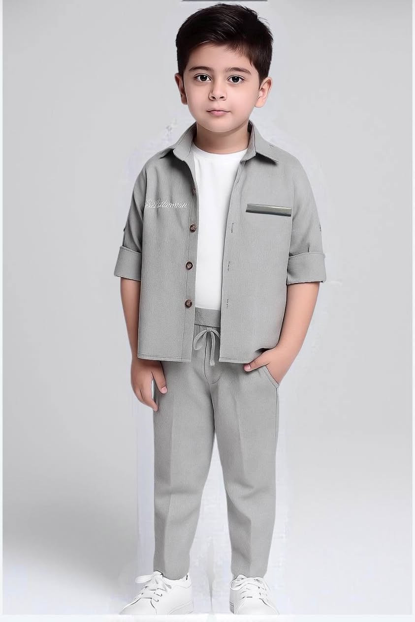 سوت طفل من سنه ل١٠ سنوات
ازياء الكوخ  في الرفاعي


**إذا كنت صاحب هذا الإعلان وتريد حذفه لأي سبب، رجاءا أرسل رسالة إلى الدعم الفني**