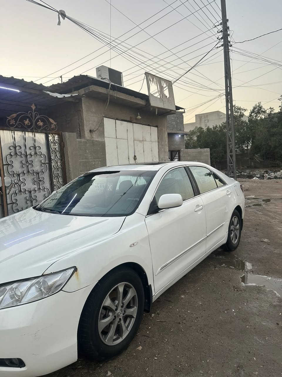 السلام عليكم سياره كامري تويوتا 2009 للبيع المكان البصره الرقم بغداد السياره باسمي شرط التحويل 
السياره جاهزه نقصها فقط تبريد 
السياره بيها ضربه بس بنيد 
المتگر الخلفي بيه ضربه 
السعر 90 قابل للتفاوض


**إذا كنت صاحب هذا الإعلان وتريد حذفه لأي سبب، رجاءا أرسل رسالة إلى الدعم الفني**