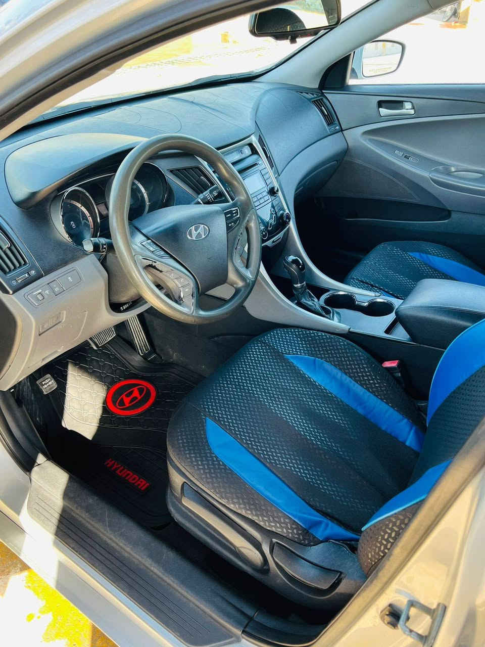 السلام عليكم من رخصة الادمن المحترم  سوناتا امريكي موديل 2013 رقم بغداد دولي هزه وسنويه جديده السياره باسمي بيهه فقط طخه بالبنيد من فوك ومبدل فقط فقط السياره ليبل واحد مكينه وكير خير من الله تخم تاير ويل كب 18 نوع العنكبوت كروم بالكامل السياره على البلاد  تحكم ستيرن جهتين  دكم الجام اوتو  السعر 110 بيهه مجال بسيط للشراي الصحيح  للاستفسار  ***********
