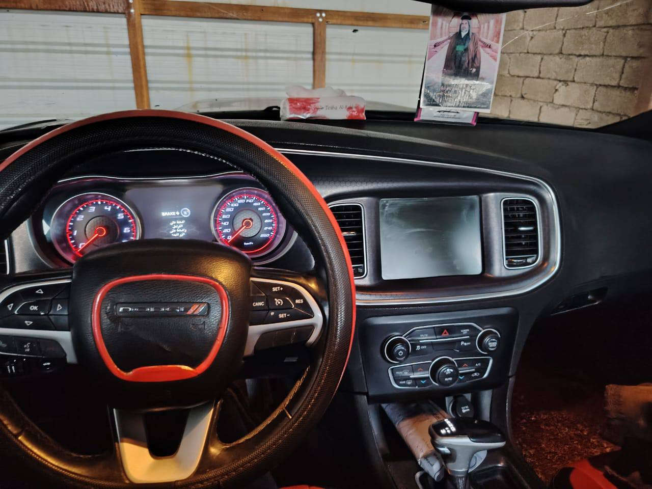 السلام عليكم شارجر 17سنويه لل30 سياره حلوه سونارها وي الصور مخليه محرك3600 السعر 165 مكلف بالنشر رقم صاحب السياره  *********** مكان السياره بسماوه
