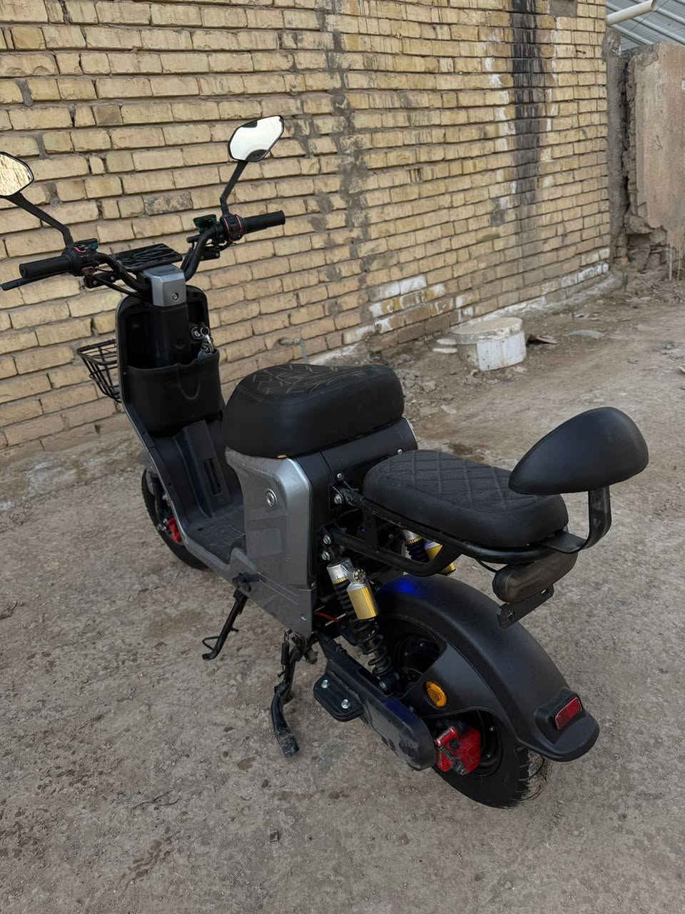 دراجه شحن R9
R9

5بطاريات

4نمر 

نضافه ٩٠٪

سويج + بصمتين 

موديه 25

ملف 1500

شاحنتها الاصليه 

مكان بغداد 

رقم ***********

سعر 375

وبيها مجال 

الخاص مفتوح +واتساب
