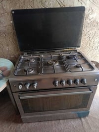 طباخ فريش • نضيف شغال • عين النص معطلة