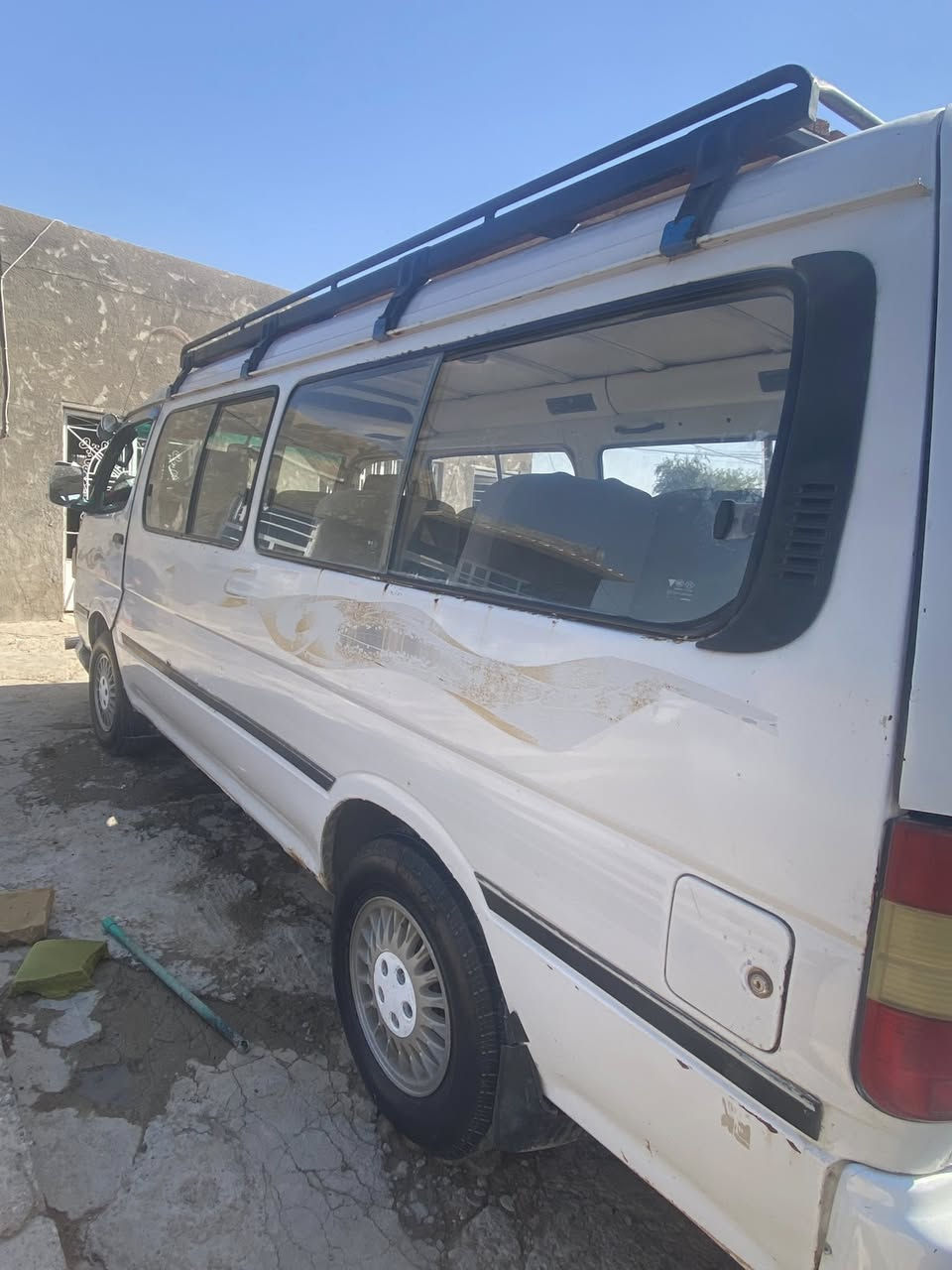 السلام عليكم فتون للبيع موديل 2009كير اكسن محرك مكفوله +تخم تاير   العنوان بغداد ***********
