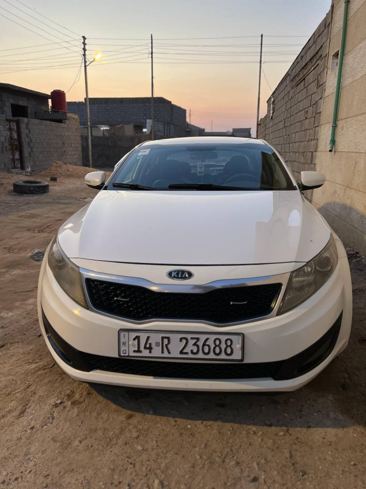 السلام عليكم سيارهk5 2013 وارد كوري صبغ قطعتين من كوريا ملاحظه شخط ستوته بسيط بيبان اثنين رقم انكليزي باسمي تحويل ثاني يوم كامل مواصفات عدا الفتحه تخم تاير منظومة بنزين جديده منظومة كهرباء جديده تبريد ثلج مكينه كير خير من الله السياره مال جناي العنوان:ابو الخصيب حمدان طريق سيد حامد للاتصال واتساب *********** /*********** البصرة, العراق
