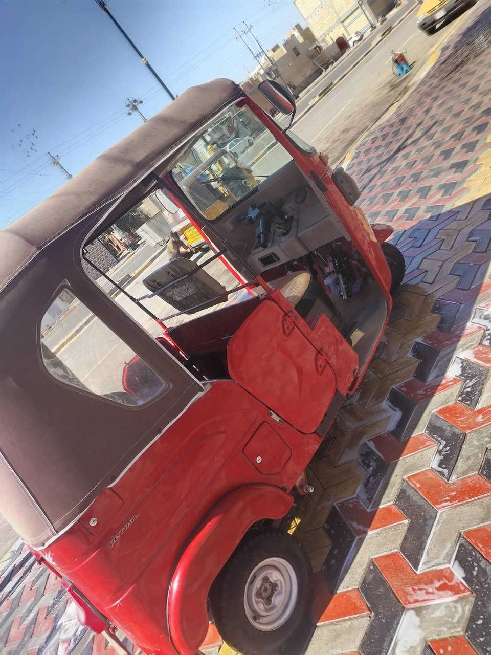 سلام عليكم تكتك ٢٢ للبيع كفاله بس لغد بيه بارد شراي تصل مكلف بلنشر ***********
