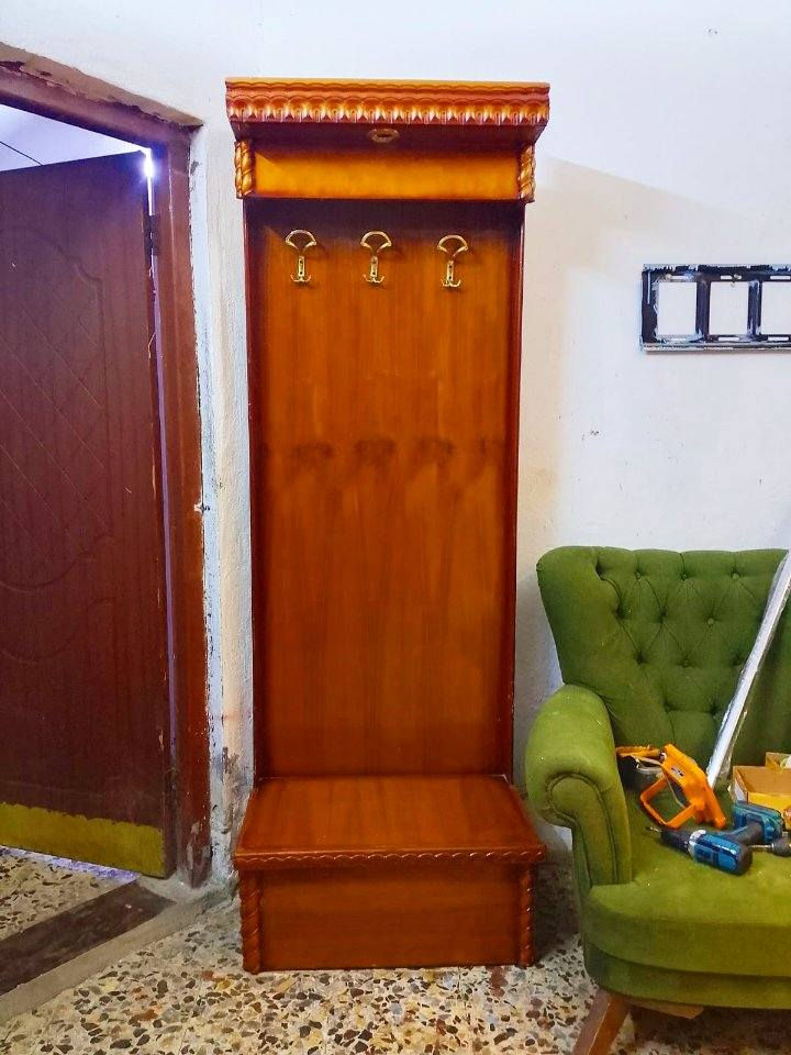 غرف النوم ام 6 وملحق  كامله اخت جديد وصاج ثكيله سعره 425 بغداد اي استفسار اتصال ***********
