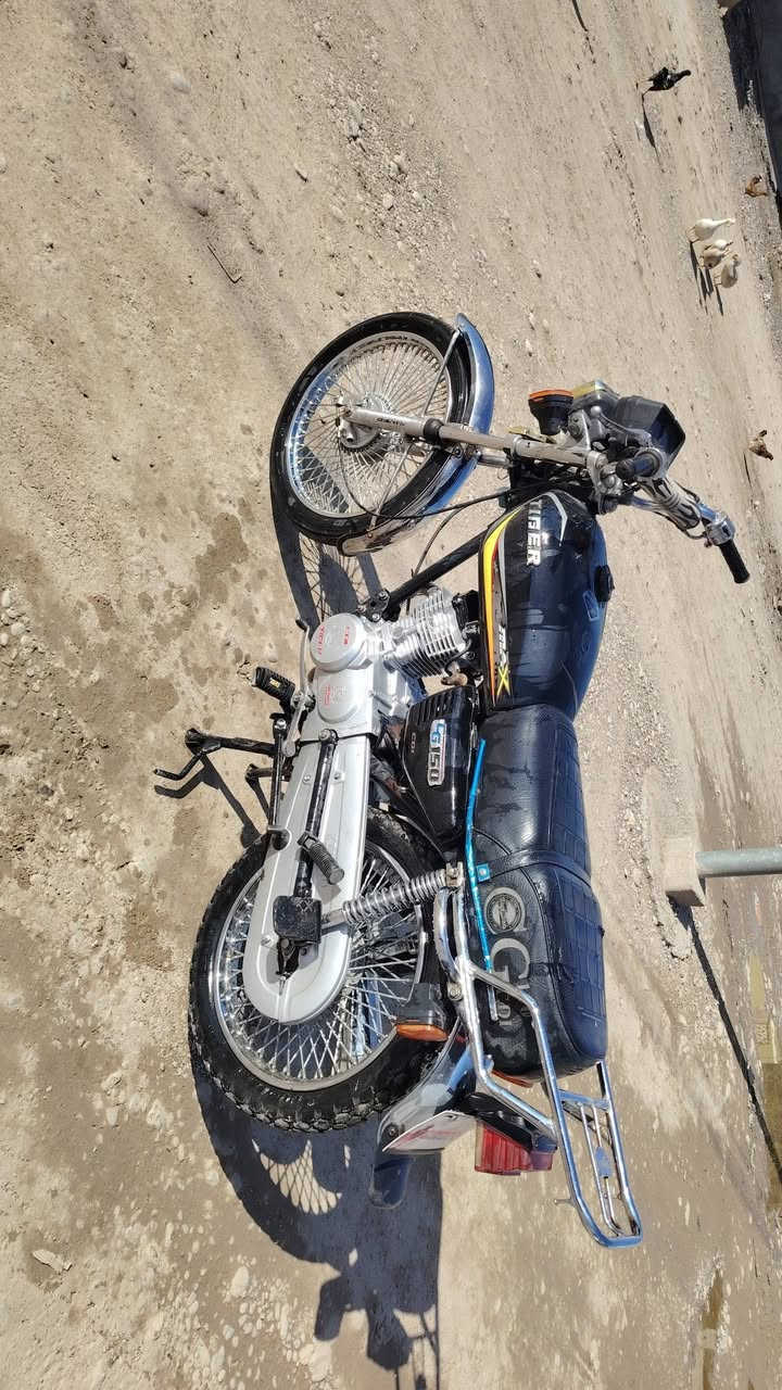 ماشاءالڵە تایگەر هۆنزدا..21
تایگەر 21 مەکینە کەپس اوراق کارەبای مەزبوتە سەوتی مەکینەی وەک سەعات نەبو نایدەم پێت وە پاکی ماوەتۆ سعری 360مەجالی تیایە شوێن.. سموود..ژم***********
