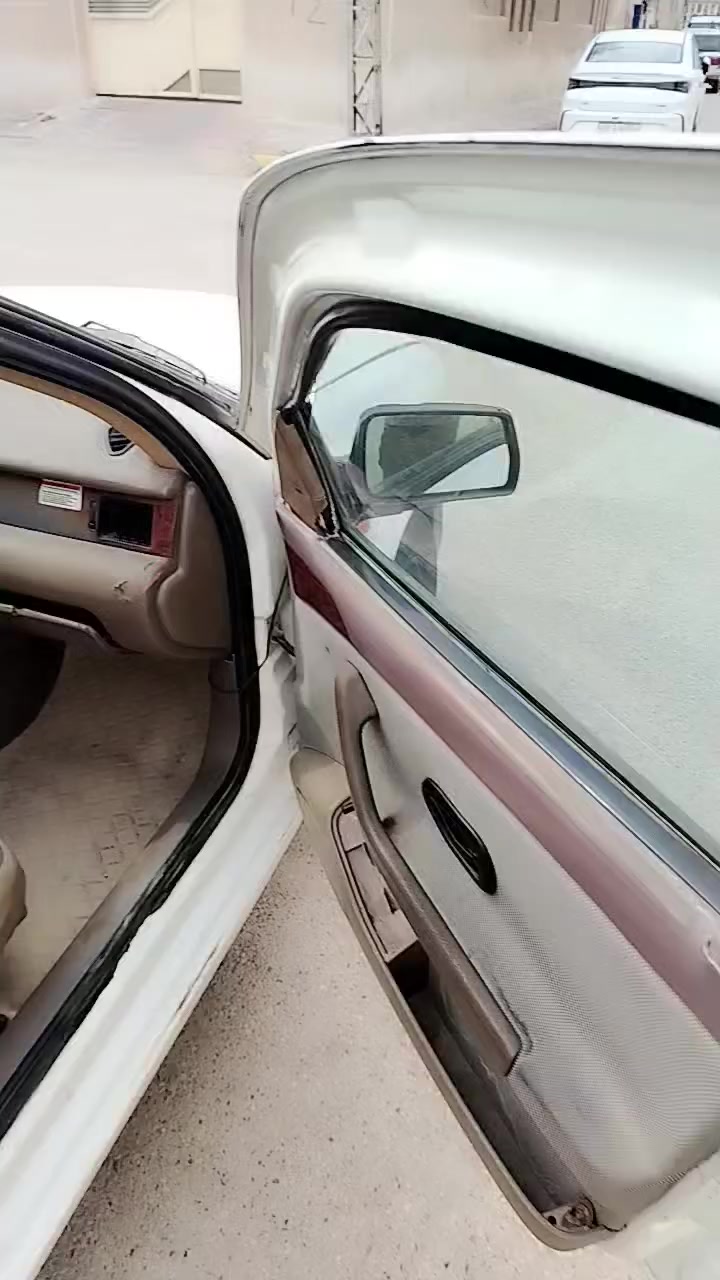 السلام عليكم سمند مديل 10شواصي لامعمرات ولا خياس بيها طخات موضحة بل صور
السعر 32وبيها مجال قليل مكاني كوت كفاءات 
*********** مامتواجد خاص
