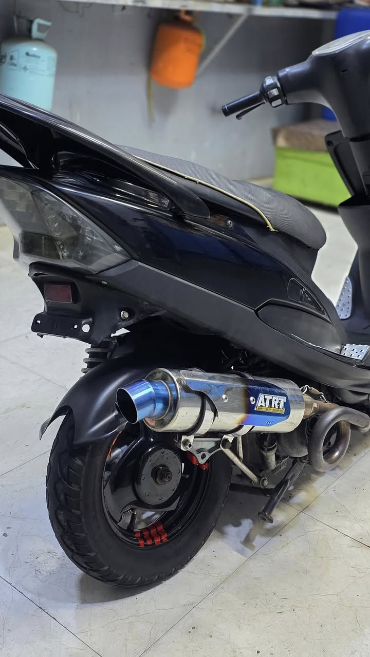 دراجه ماكس 2005
ب ٧٥٠ وبيه مجالل ٤٩ ابلادي  مكاني ميسان المجر الكبير
