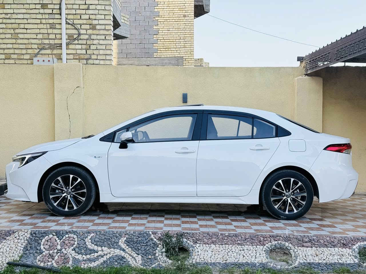 السلام عليكم
كورلا 2025 هايبرد شكل الأمريكي 
مكفوله كفاله عامه من كلشي ولا ملاحظة بيه 
رقم بغداد الدولي تحويل مباشر 
فول مواصفات 
ماشيه 10 آلاف يعني زيرو 
سياره جديده بعده بحاله زيرو 
السعر 157 بيه مجال بسيط 
اللاستفسار اتصال ع الرقم *********** 
العنوان الفلوجه
