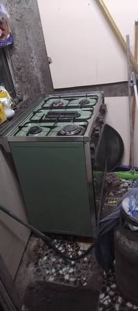 طباخ للبيع حي القاهرة سعر ١٢٥عشتار٠٧٧١٠٠٨٥٧٥٧