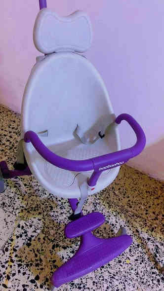 السلام عليكم عرباين أطفال الجبيره السمائيه ماركه جديده بدون استعمال والصغيره هم ماركه استعمال جدا قليل 
ثنينهن ماركه جديد سعرهن ثنينهم سعرهم ١٠٠ الف
*********** مكانهم الدوره
