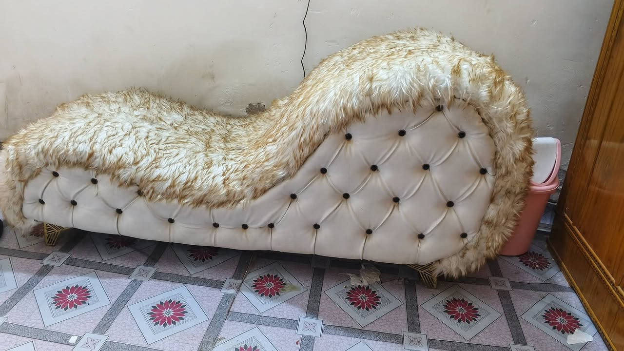 شازلون حديد تفصال سعرها 100.    ***********

