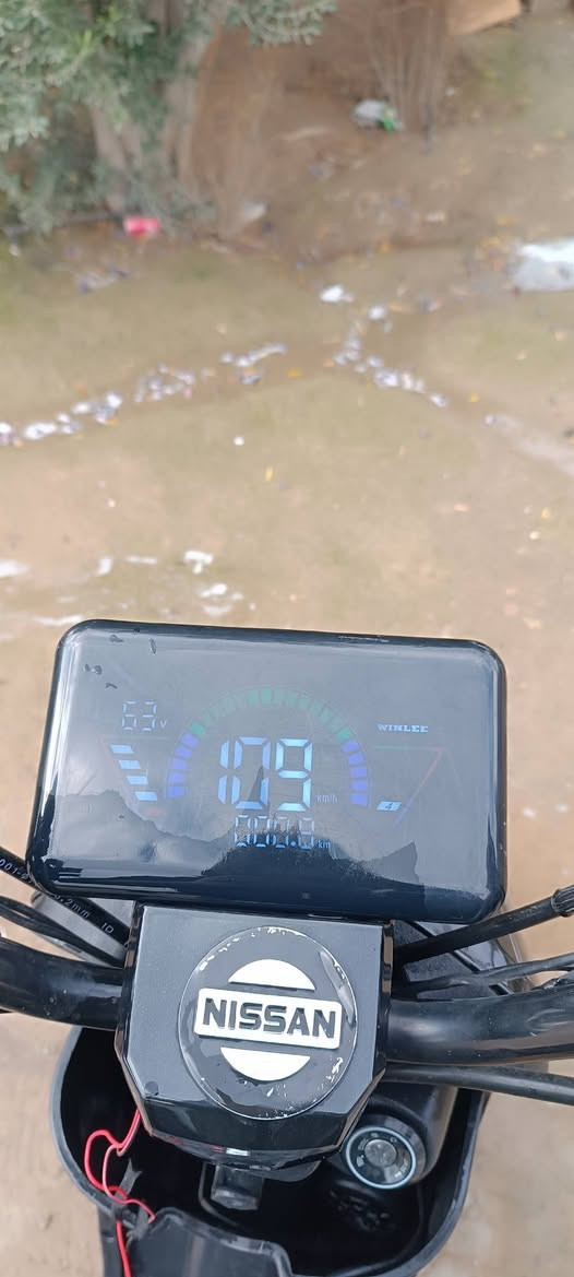 السلام عليكم ماطور شحن R9 للبيع خمسه باتري كهربائيات كلهى شقاله السعر 500 وبي مجال للستفسار ***********
